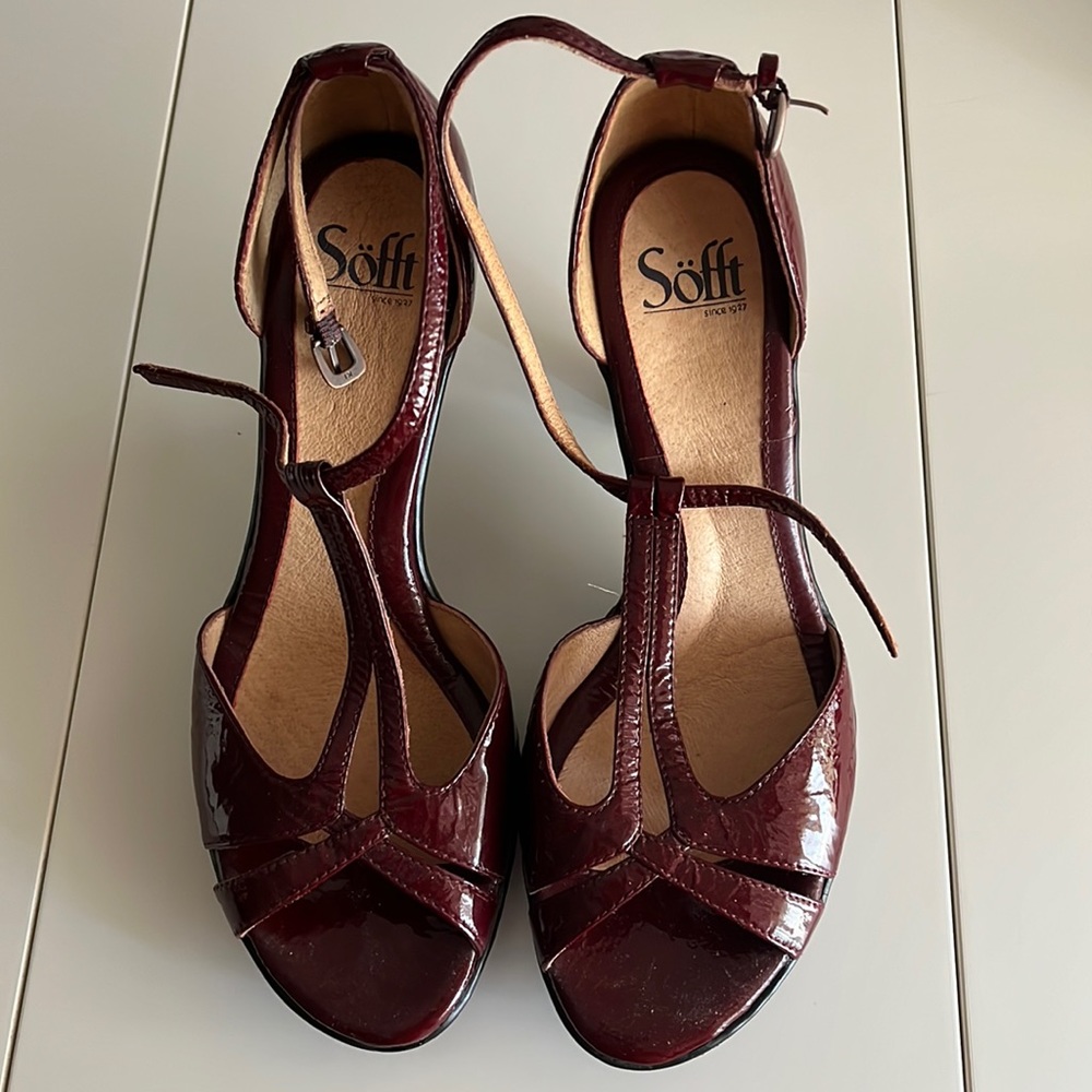Sofft Red shoes